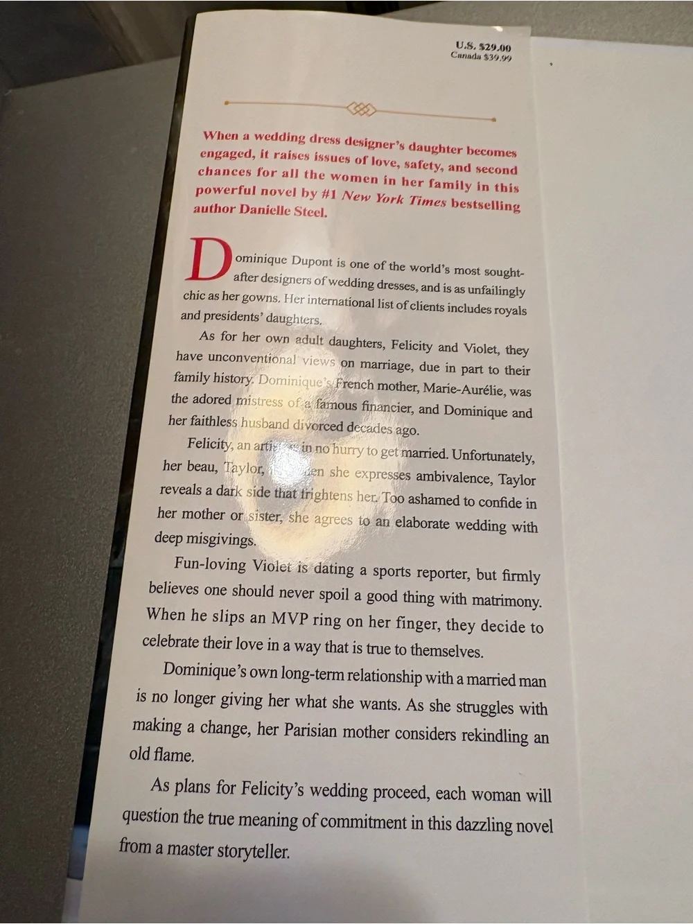'Weddings' Hardcover Novel - White/Pink Cover Danielle Steele 2026
